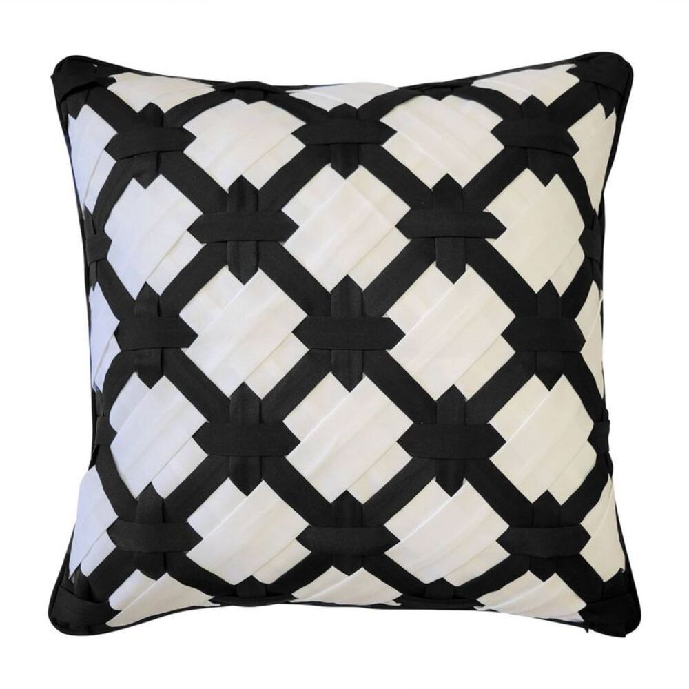 Edie@Home - 18"x18" Edie@Home 2-Tone Intricate Woven Square In Black